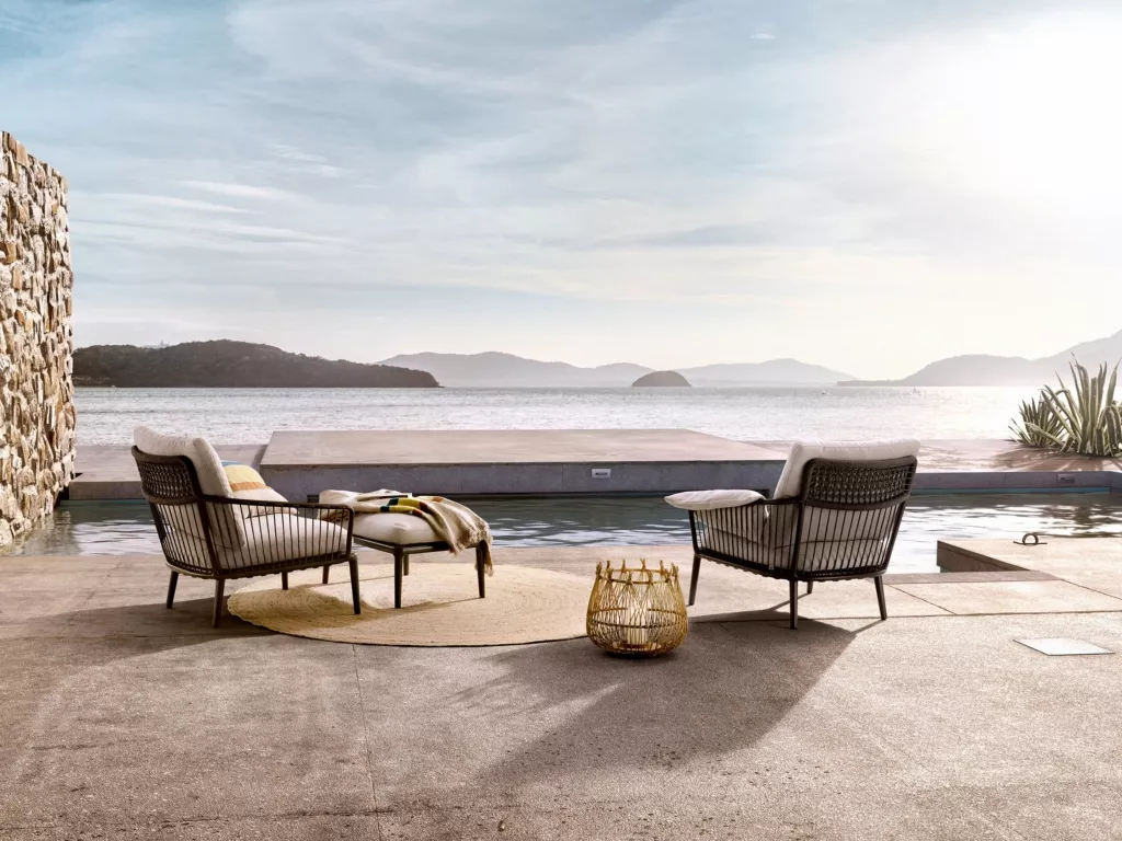 The new outdoor collection from Rolf Benz: Rolf Benz YOKO. At home – outside.