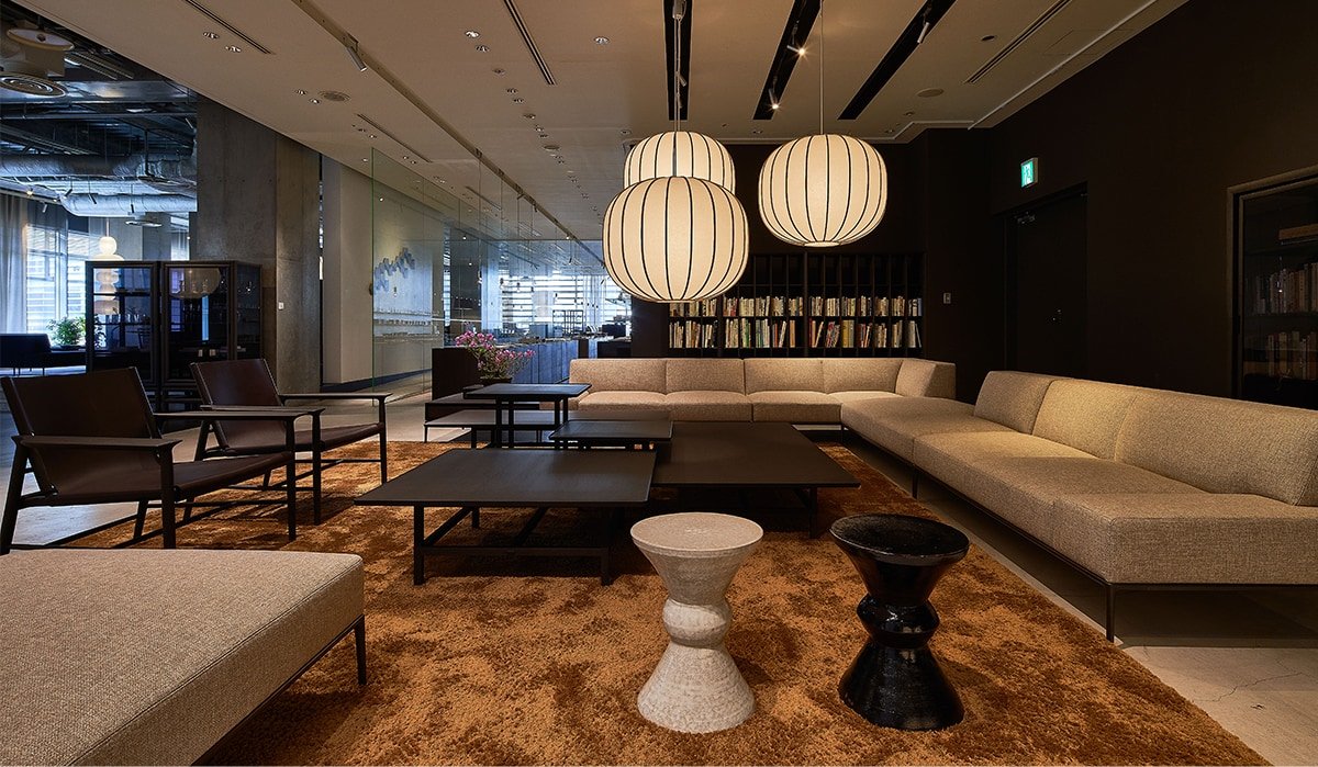 An interiors proposal rejuvenates Tokyo Midtown